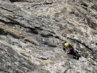 Il traverso sulla delicata placca del quarto tiro